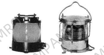 370463 GREEN FLASHING LIGHT 220V 100W, GLASS LENS/METAL CASE