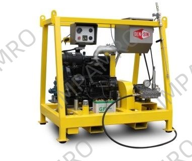 WATER BLASTER ULTRA HIGH, PRESSURE DIESEL C-500/30D