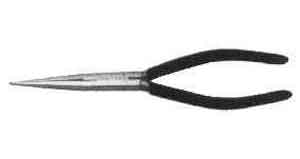 611686 - 长尖嘴钳（塑料柄），125MM