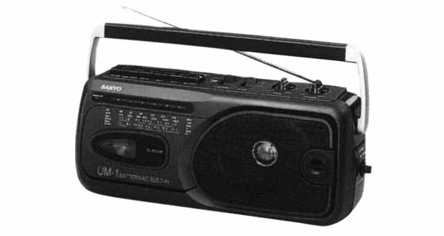111118 PLAYER CASSETTE RADIO/CD/MD, PORTABLE