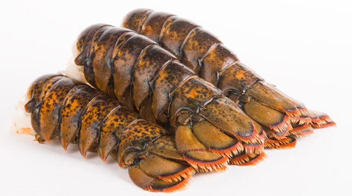 001128 LOBSTER TAIL FROZEN