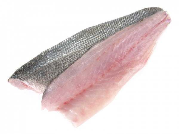 000752 SEABASS FILLET FROZEN